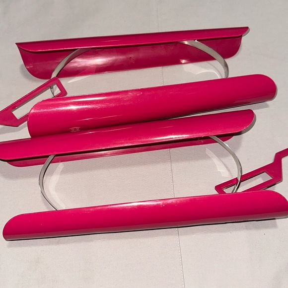 Bright Pink Boot Hangers - Picture 2 of 8